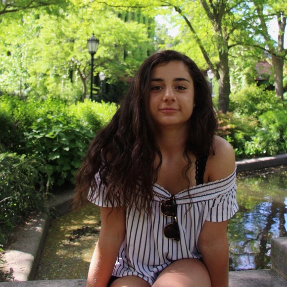 Striped off the shoulder top - Picture 4 of 4